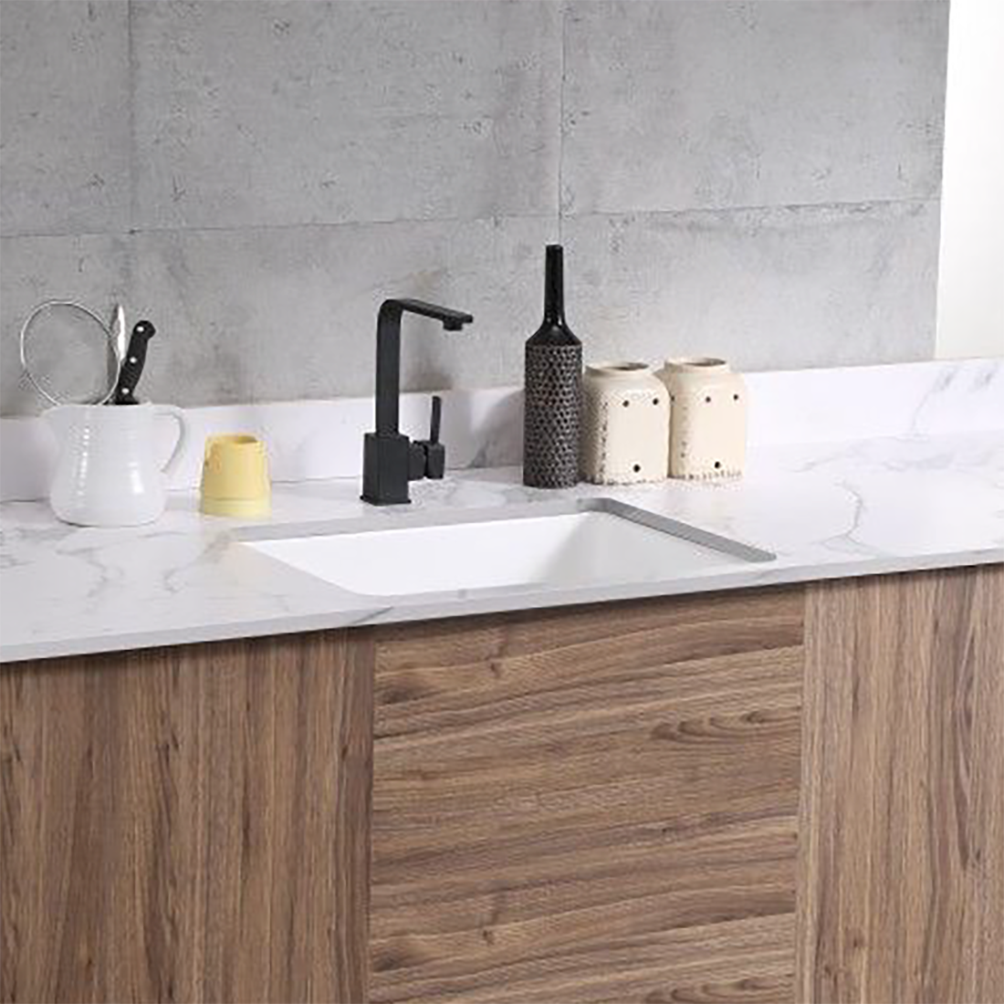 Baiachi 600X470X254mm Butler Farmhouse Kitchen Laundry Ceramic Sink Brushed Gold Waste