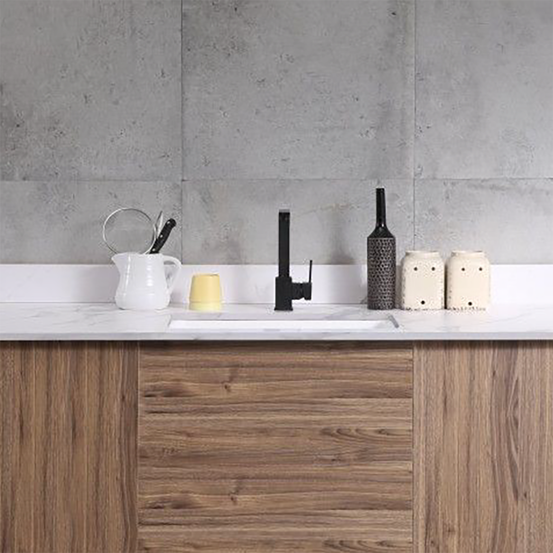 Baiachi 600X470X254mm Butler Farmhouse Kitchen Laundry Ceramic Sink Brushed Gold Waste